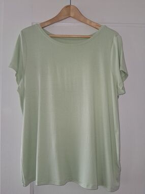 G by Giuliana Top XL Light Green Short Sleeve ECOVERO Stretch Tee
